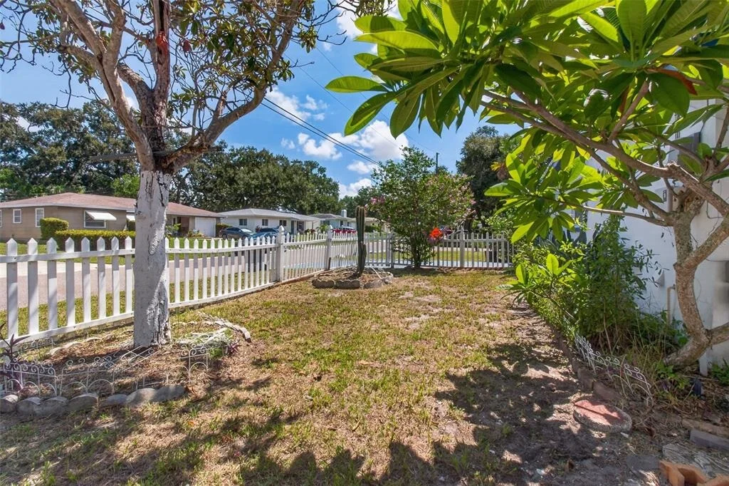 Photo of 568 MANOR DRIVE