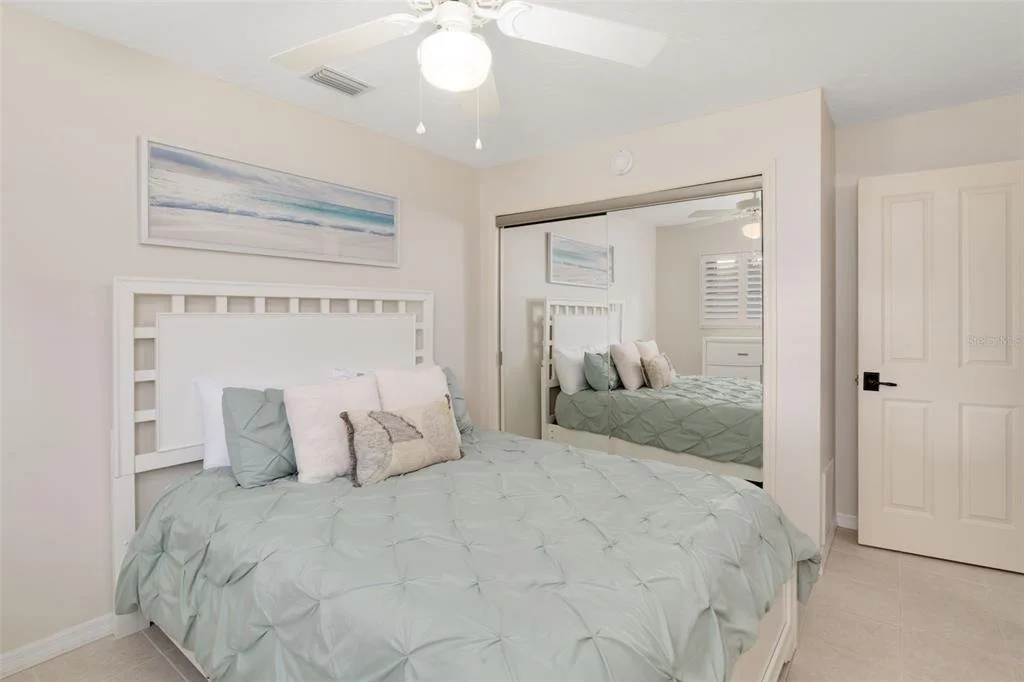 Photo of 565 COMMONWEALTH PLACE