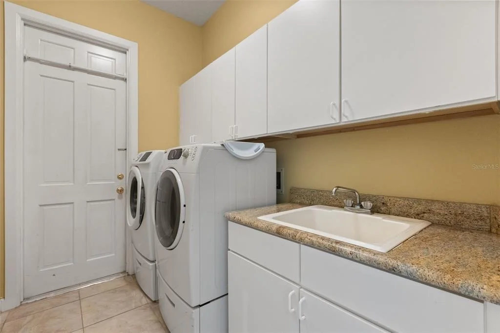 Photo of 1521 EDGEWATER DRIVE