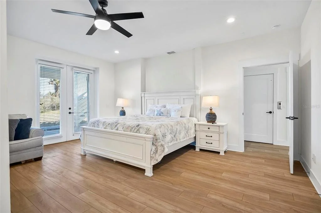 Photo of 200 SURFVIEW LANE