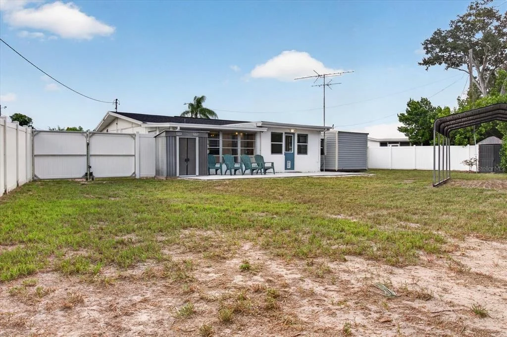 Photo of 4843 CALAIS DRIVE