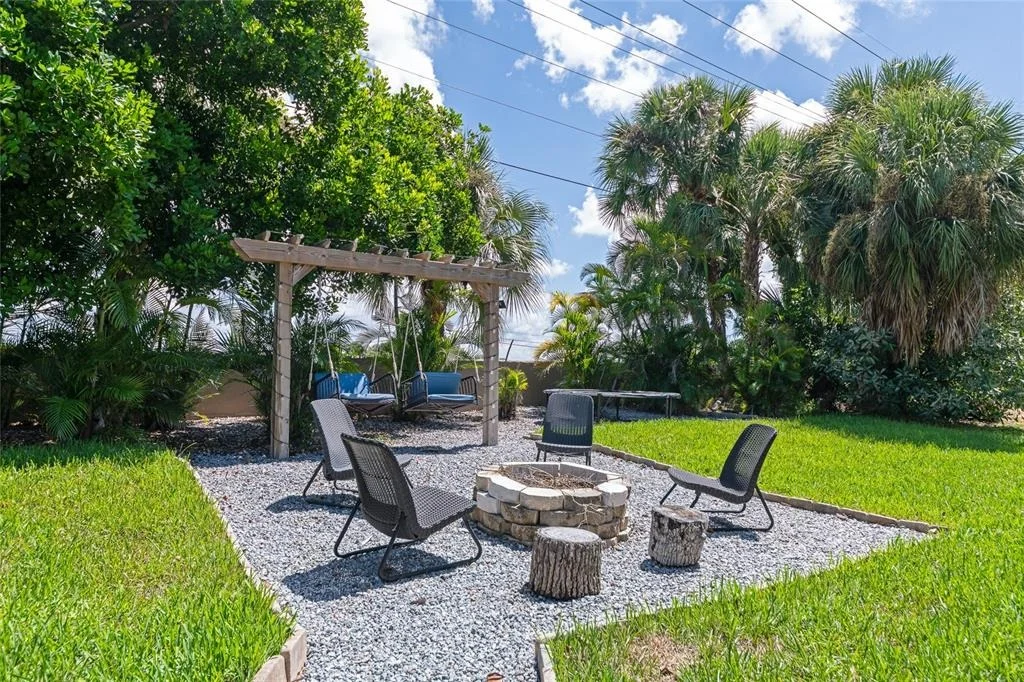 Photo of 1417 LANDVIEW LANE
