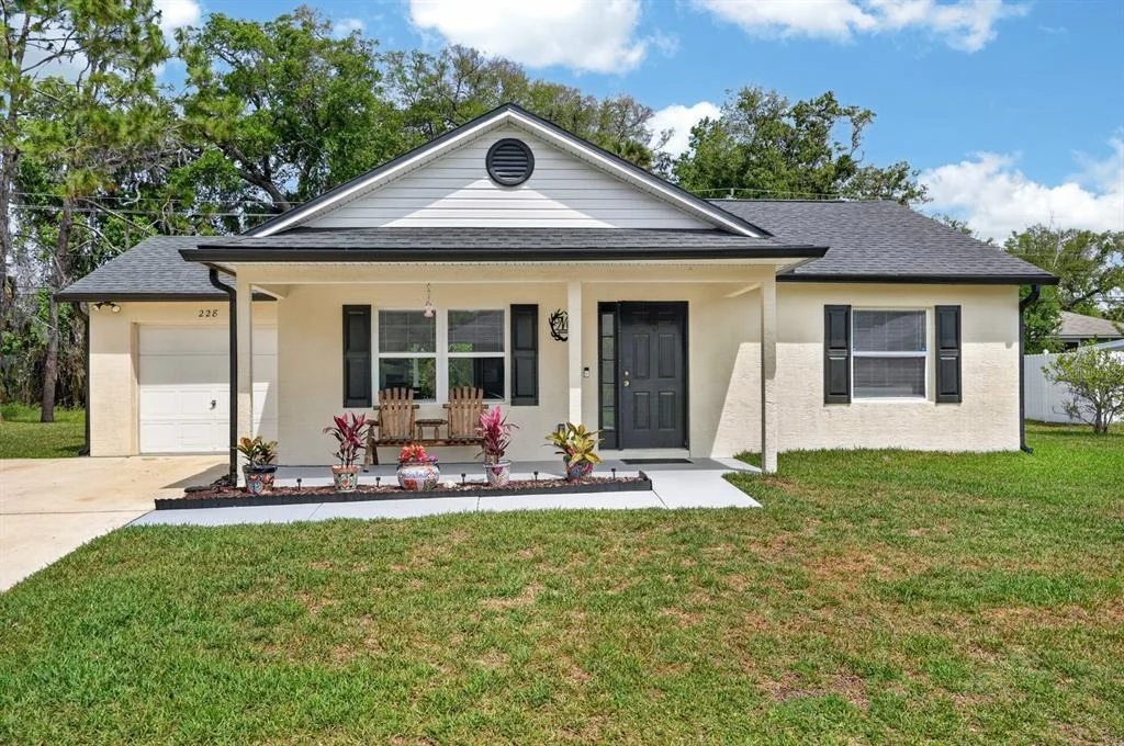 Photo of 228 RIVER ISLAND CIRCLE