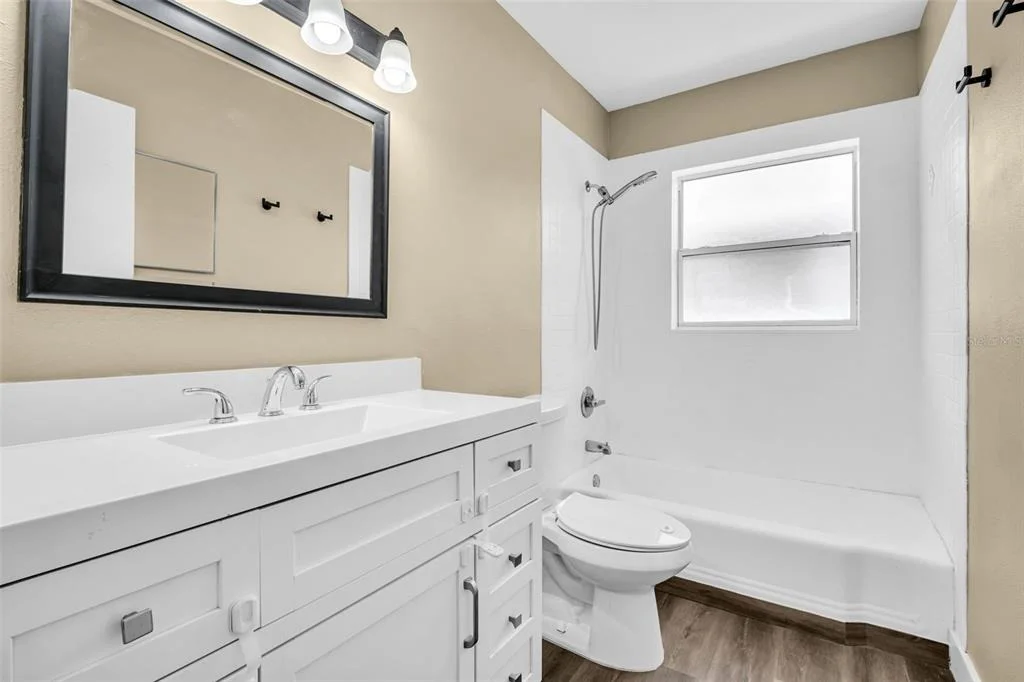 Photo of 1001 JASMINE WAY
