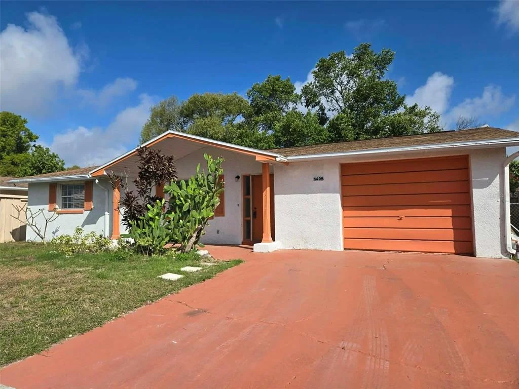 Photo of 5605 DOLORES