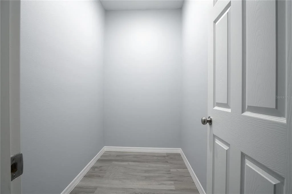 Photo of 1013 ASTON-MARTIN DRIVE