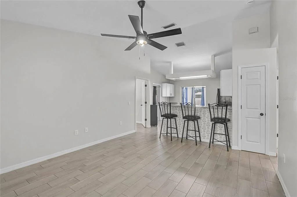 Photo of 879 NANTUCKET ROAD