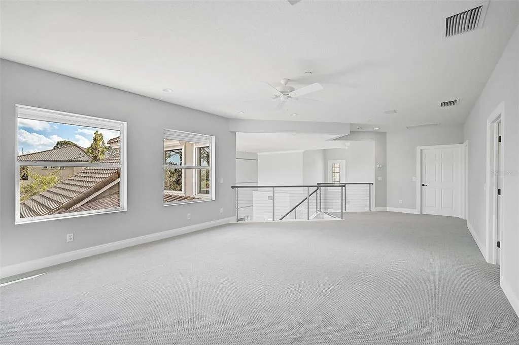 Photo of 854 MACEWEN DRIVE