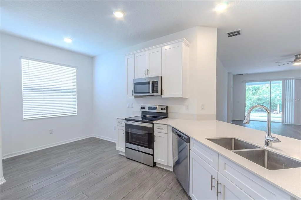 Photo of 407 THREE OAKS DRIVE