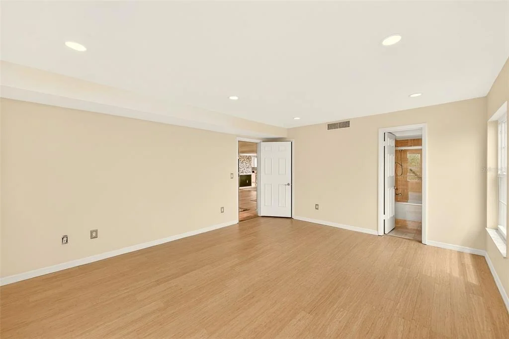 Photo of Unit 401 at 131 BLUFF VIEW DRIVE