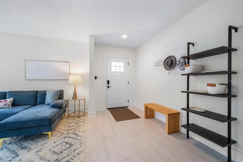 Photo of 1018 BAY ESPLANADE