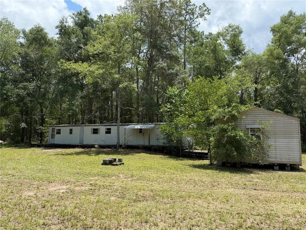 Photo of 9730 NE STATE ROAD 24