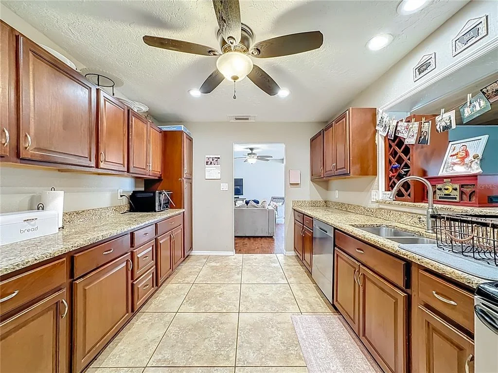 Photo of 1521 BANYAN DR.