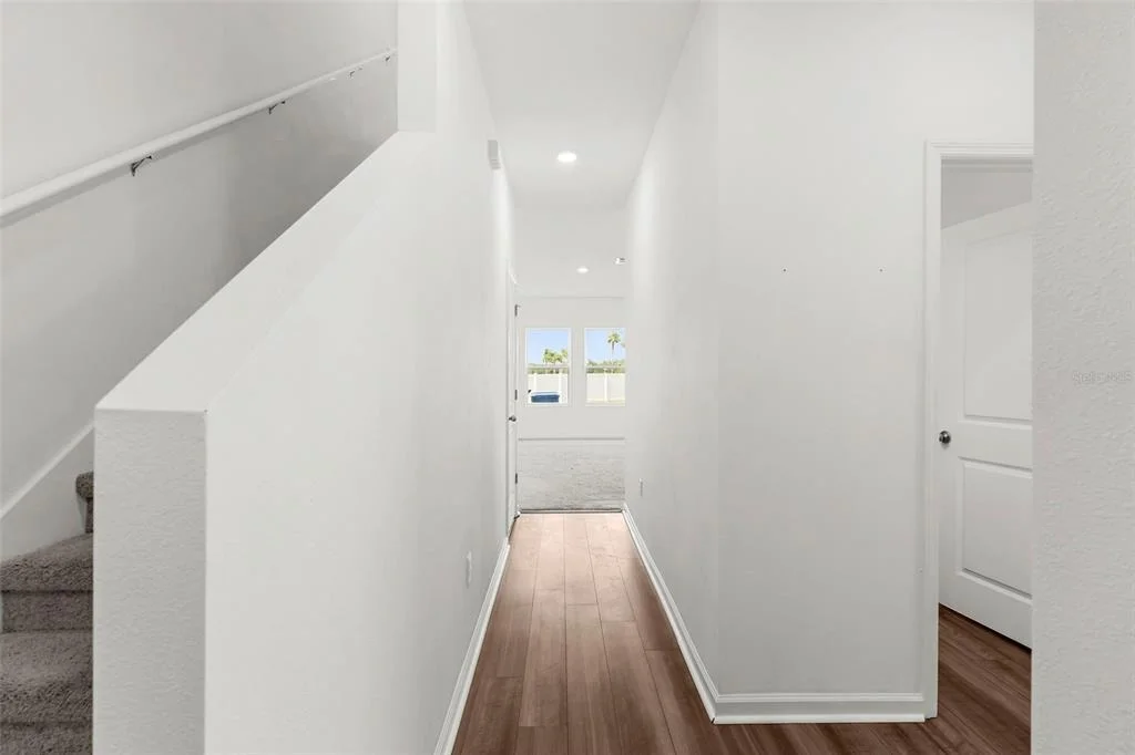 Photo of 1038 KELLY FERN LOOP