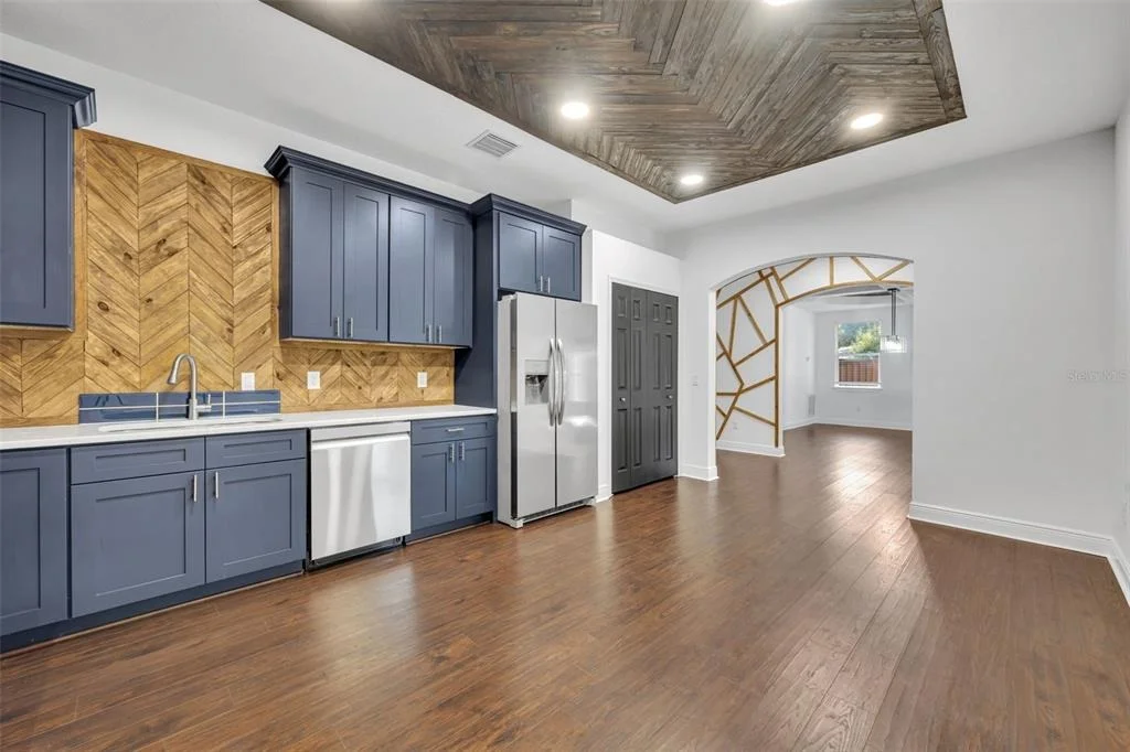 Photo of 2436 LAKEVIEW HEIGHTS