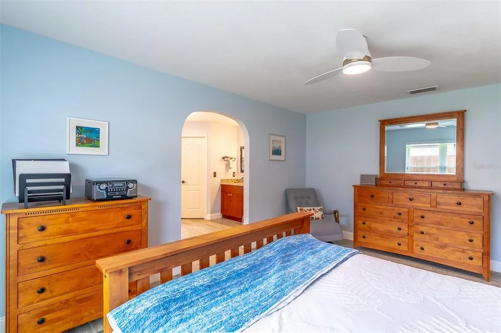 Photo of 4725 LAKE SHARP DRIVE