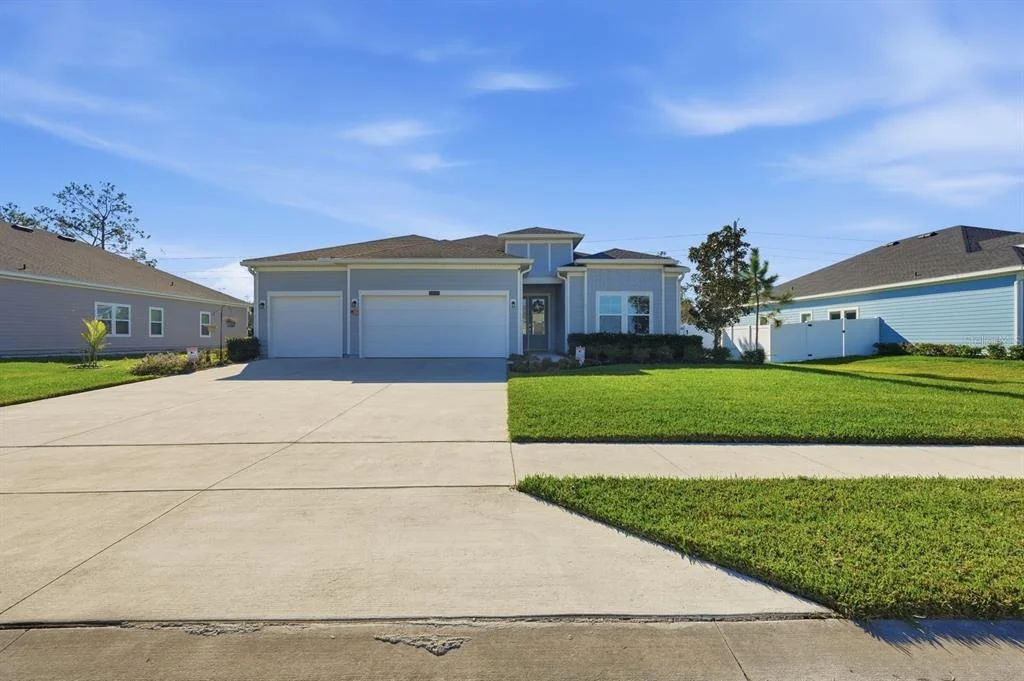 Photo of 2137 RAGLAN CIRCLE