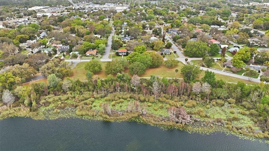 Photo of 1810 PINEWAY COURT