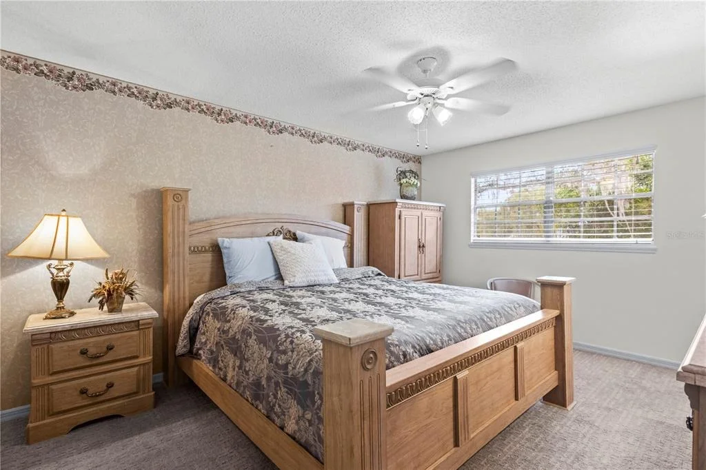 Photo of 1437 GLENVIEW ROAD