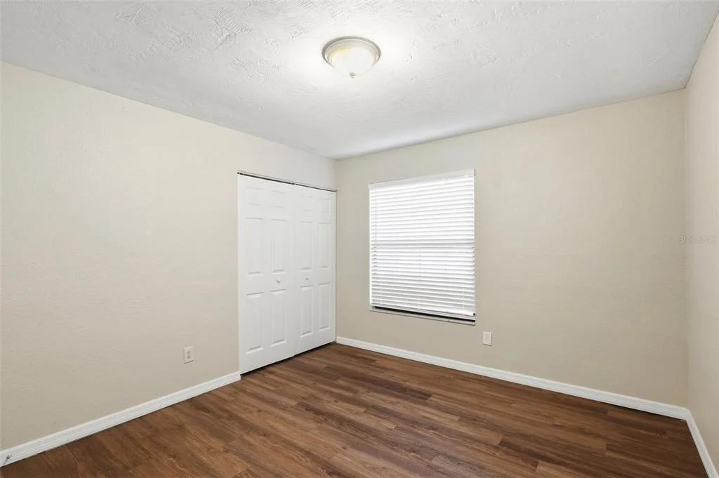 Photo of 483 SPRUCEVIEW DRIVE