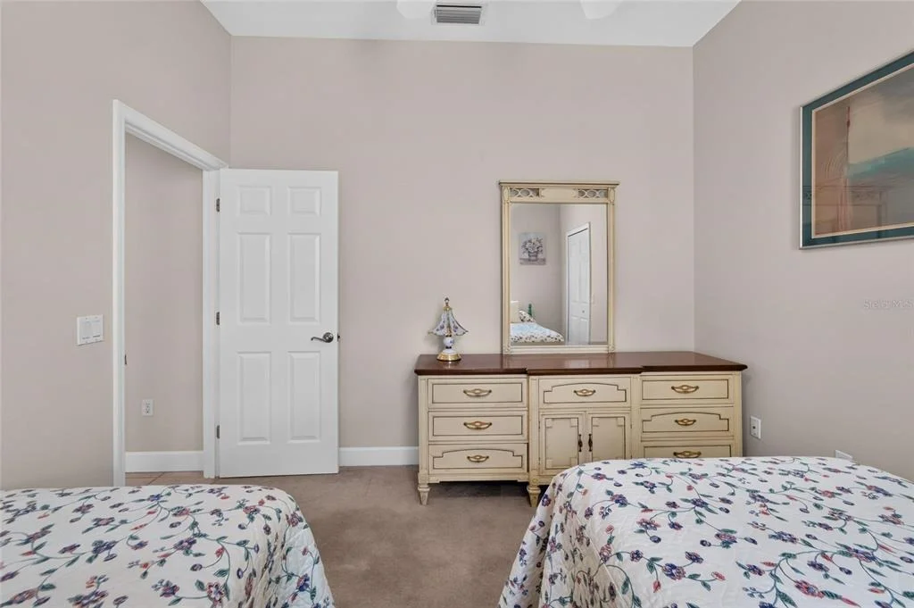 Photo of 534 PLANTERS MANOR WAY