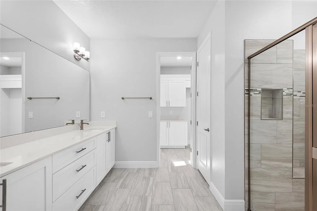 Photo of 335 MILLER ROAD