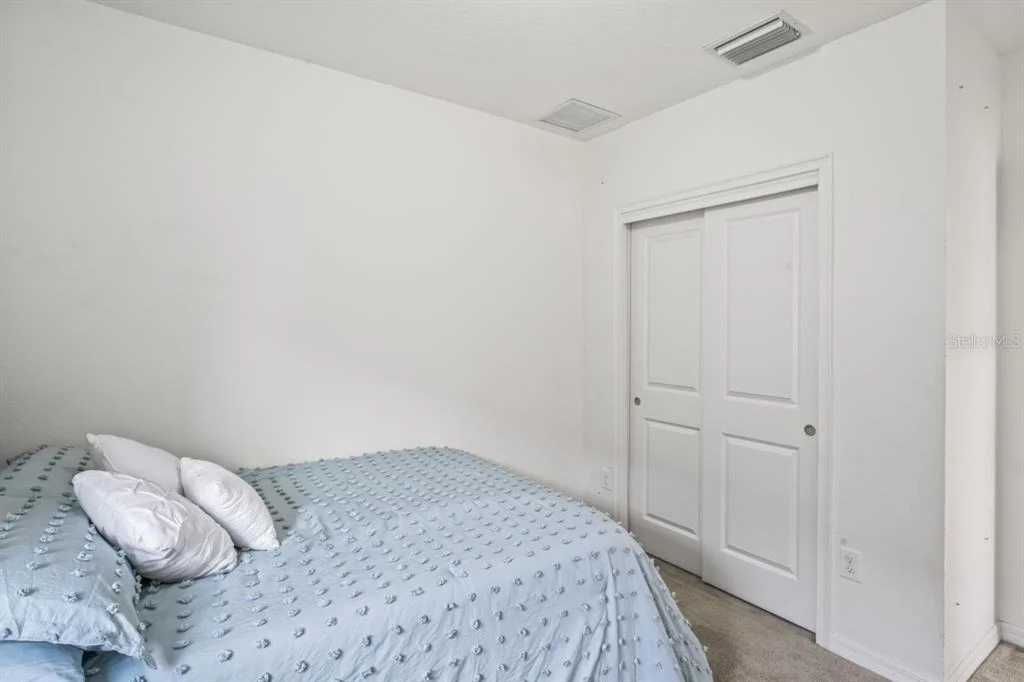 Photo of 571 OLD WINDSOR WAY