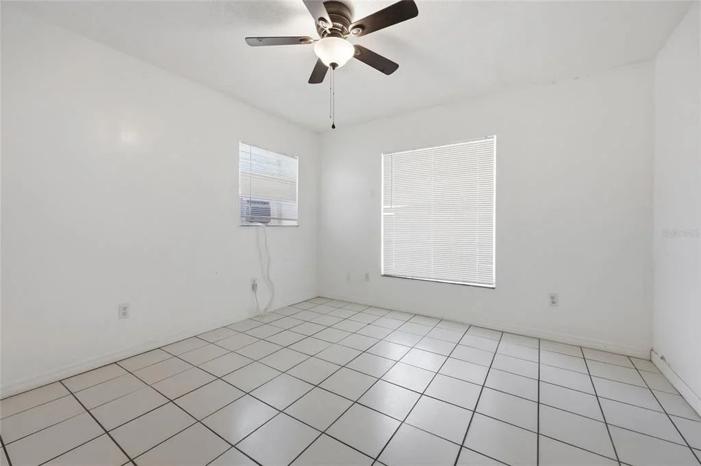 Photo of 401 SE FALCON ROAD