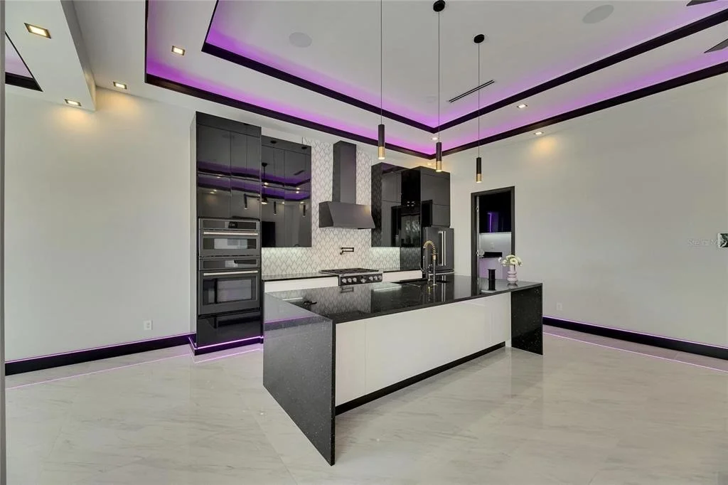 Photo of 6532 SIMONE SHORES CIRCLE