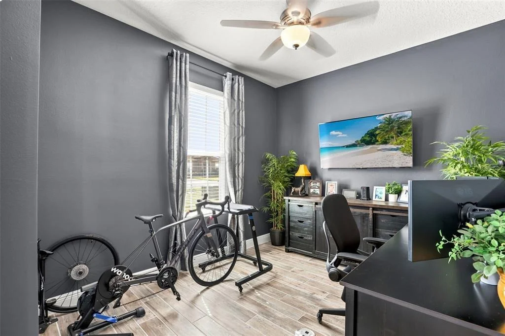Photo of 4924 GOLDEN ZENITH WAY