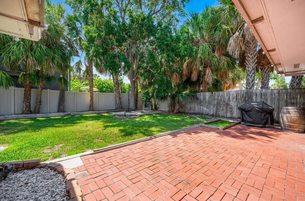 Photo of 730 BAY ESPLANADE