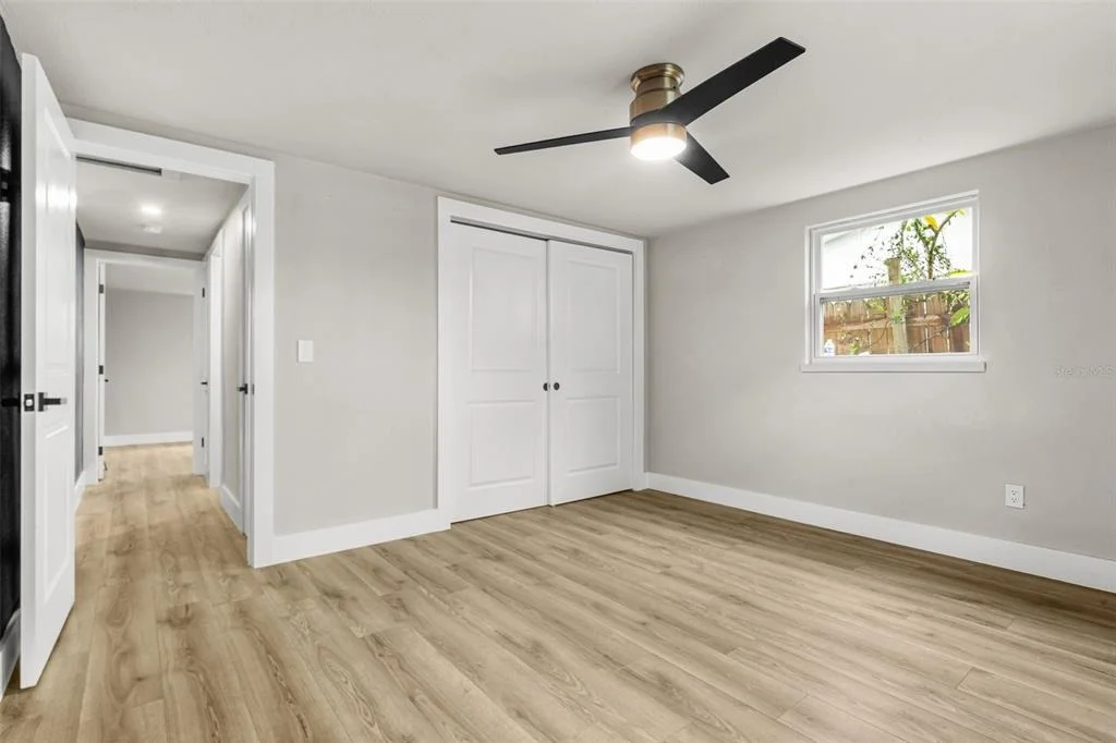 Photo of 4036 SUNRAY DRIVE