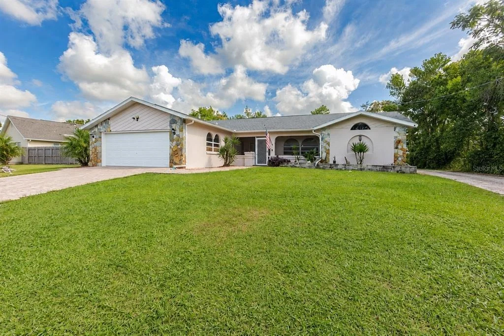 Photo of 2066 GOLD ROAD
