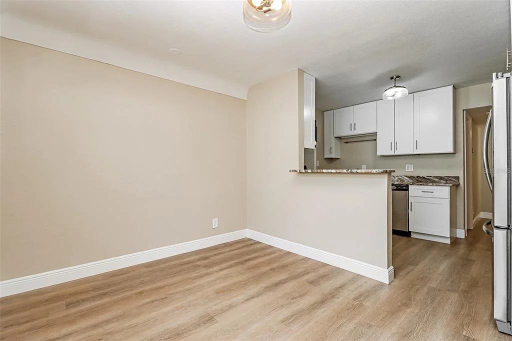 Photo of 10293 SATSUMA ROAD