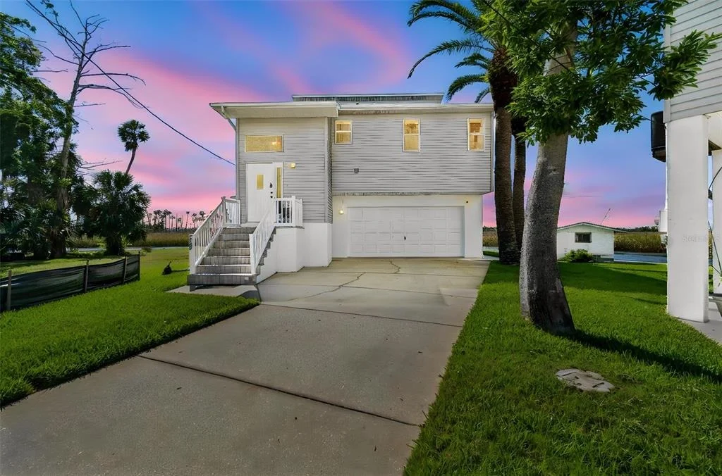 Photo of 5247 TROPICAL POINT