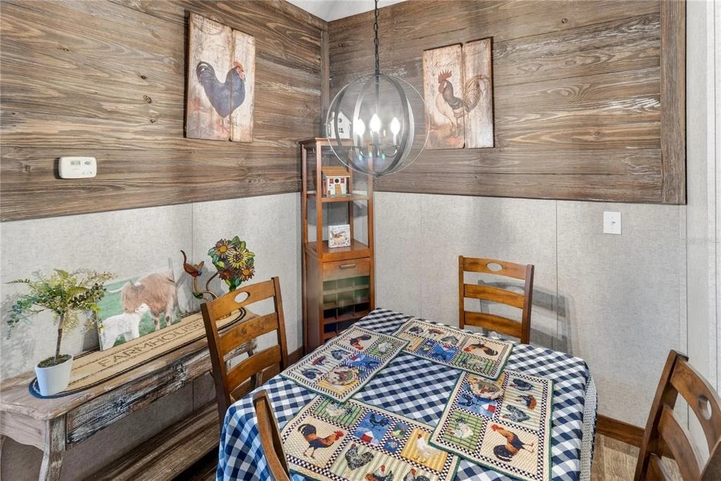 Photo of 1208 N COUNTY ROAD 315