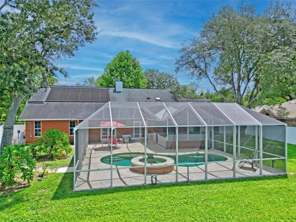 Photo of 27 WINDING CREEK WAY