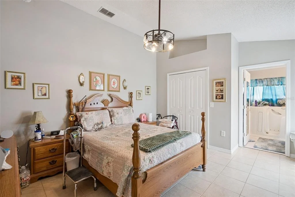 Photo of 2563 SHEFFIELD DRIVE