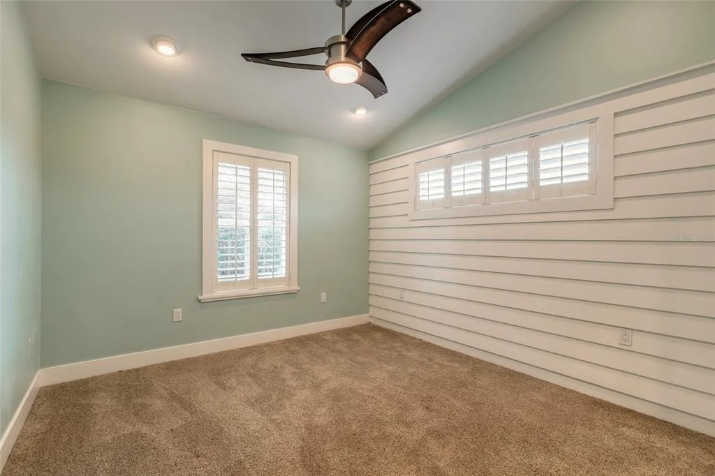 Photo of 130 HERNANDEZ AVENUE