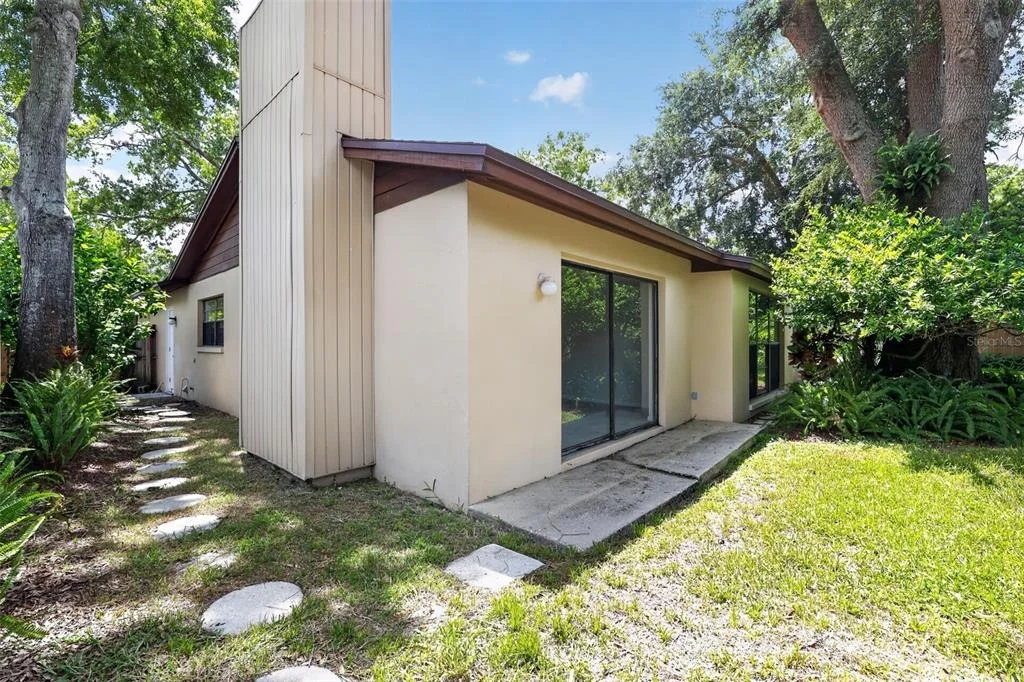 Photo of 4015 DELLBROOK DRIVE