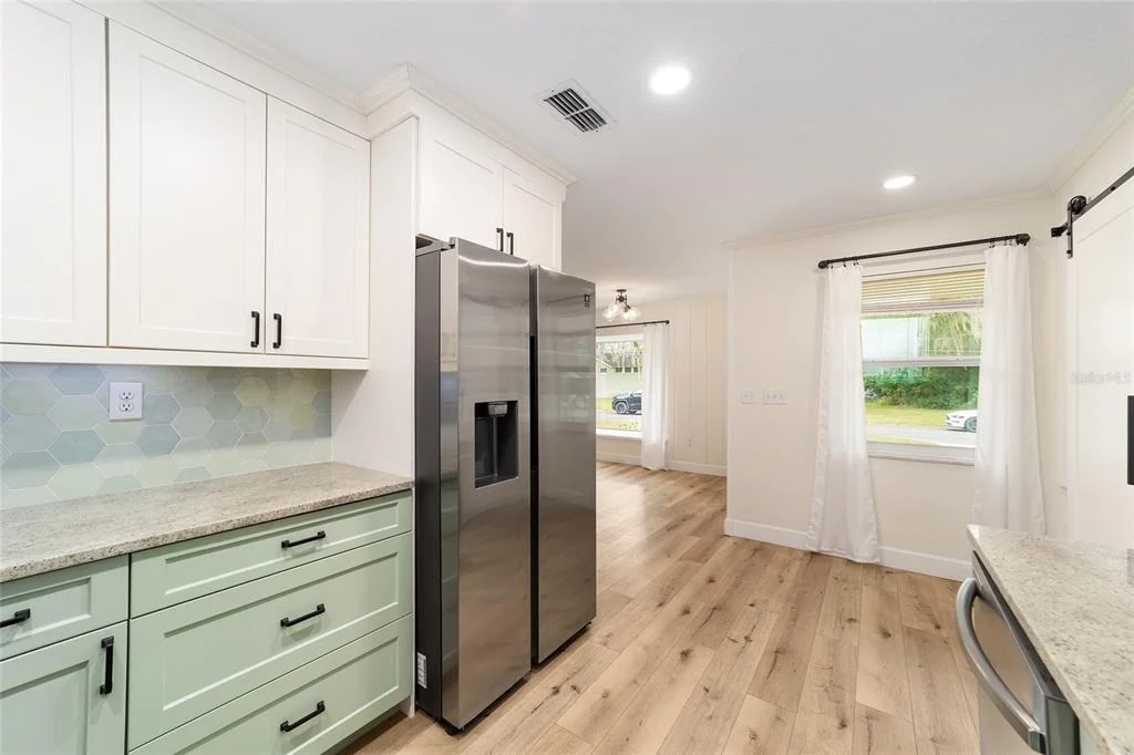 Photo of 825 SE 13TH STREET