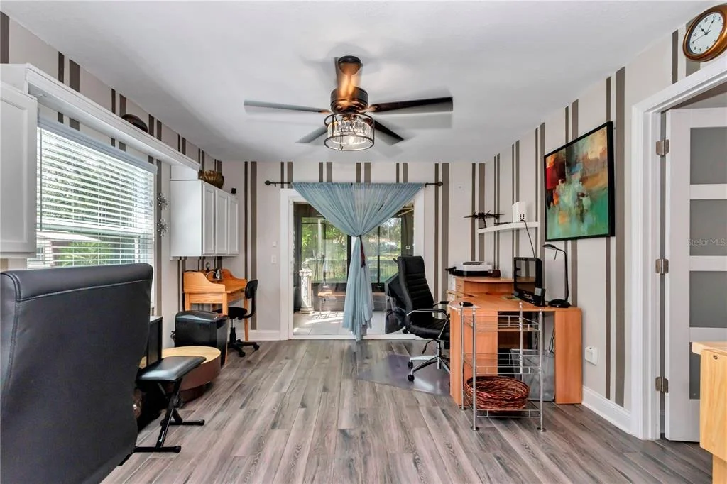 Photo of 814 OAK ROAD