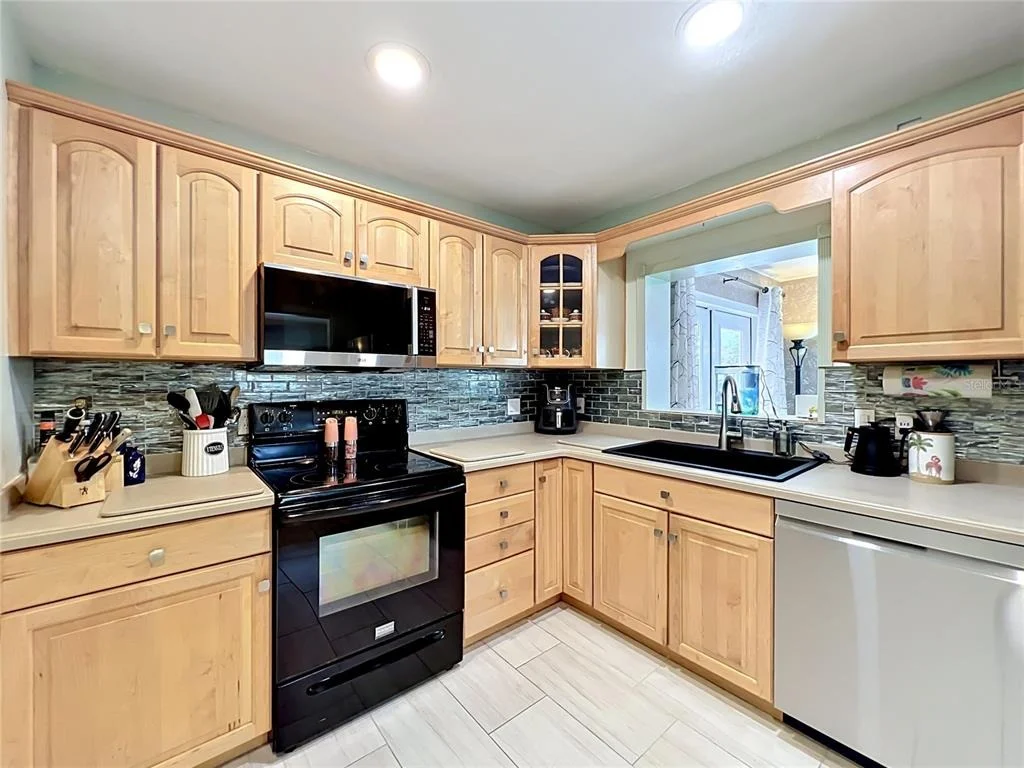 Photo of 2806 VINE STREET