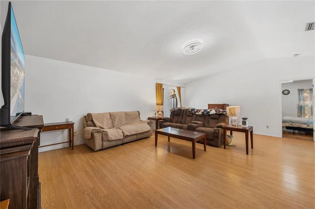 Photo of 1228 THOMASINA DRIVE