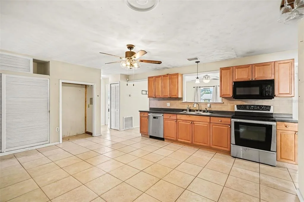 Photo of 2608 PEPPER AVE