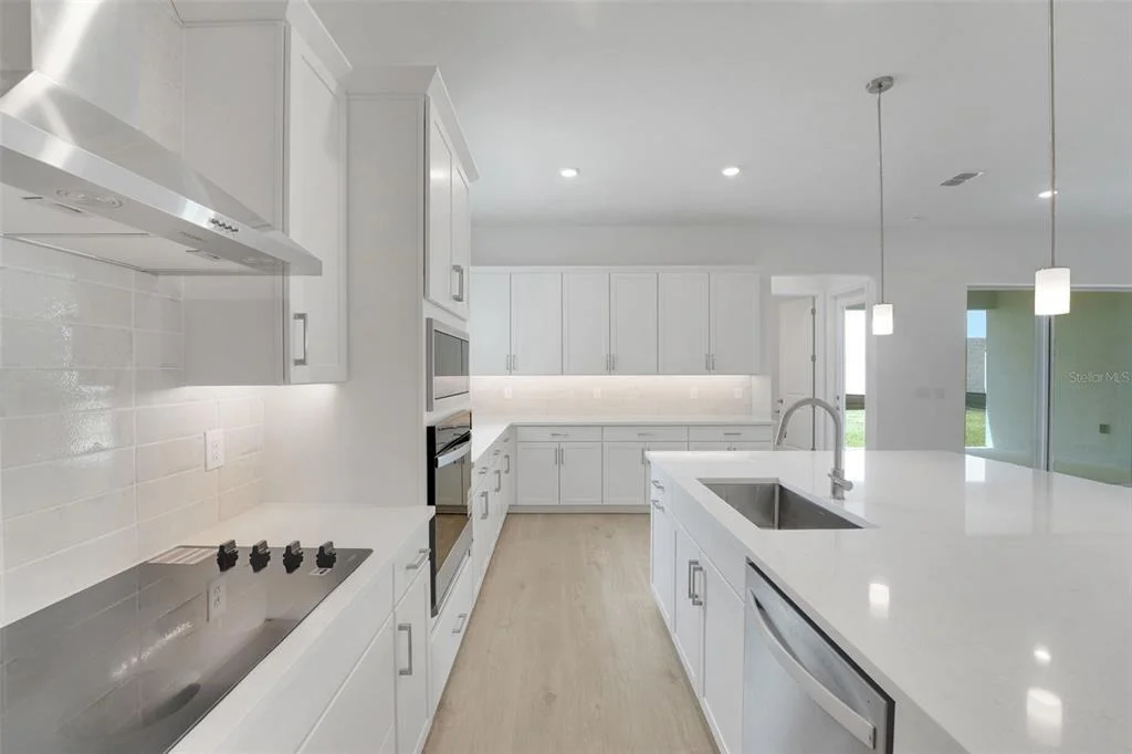 Photo of 15160 TEA TREE DRIVE