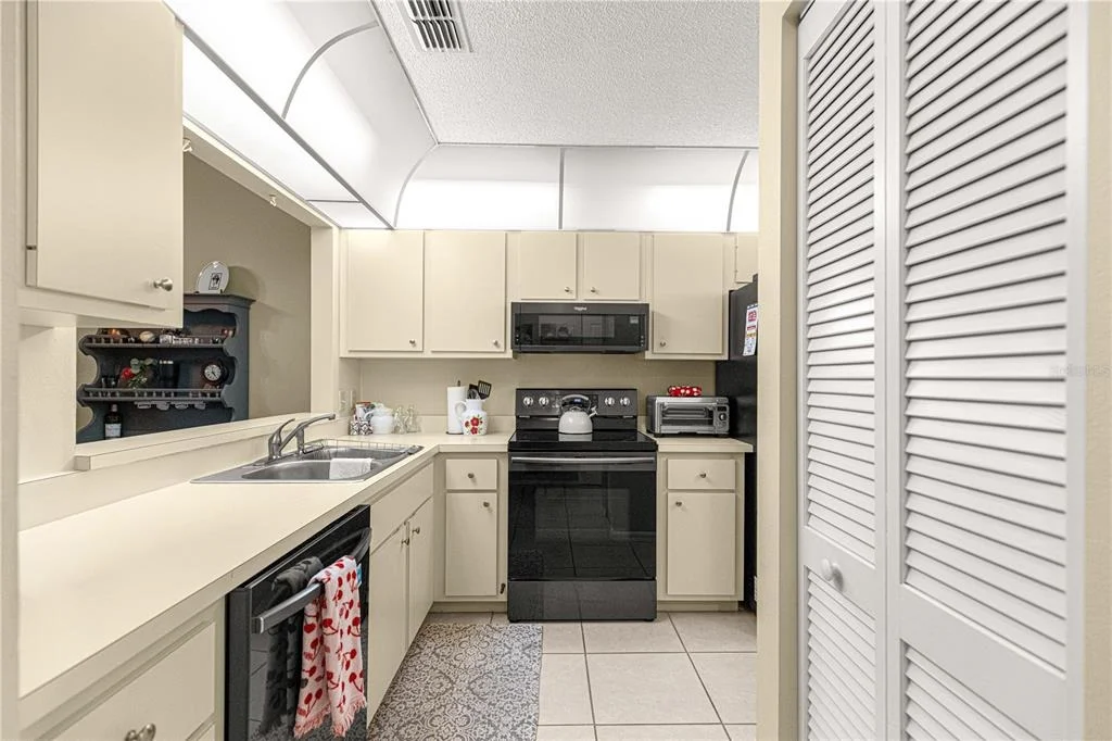 Photo of 2409 SE 18TH CIRCLE
