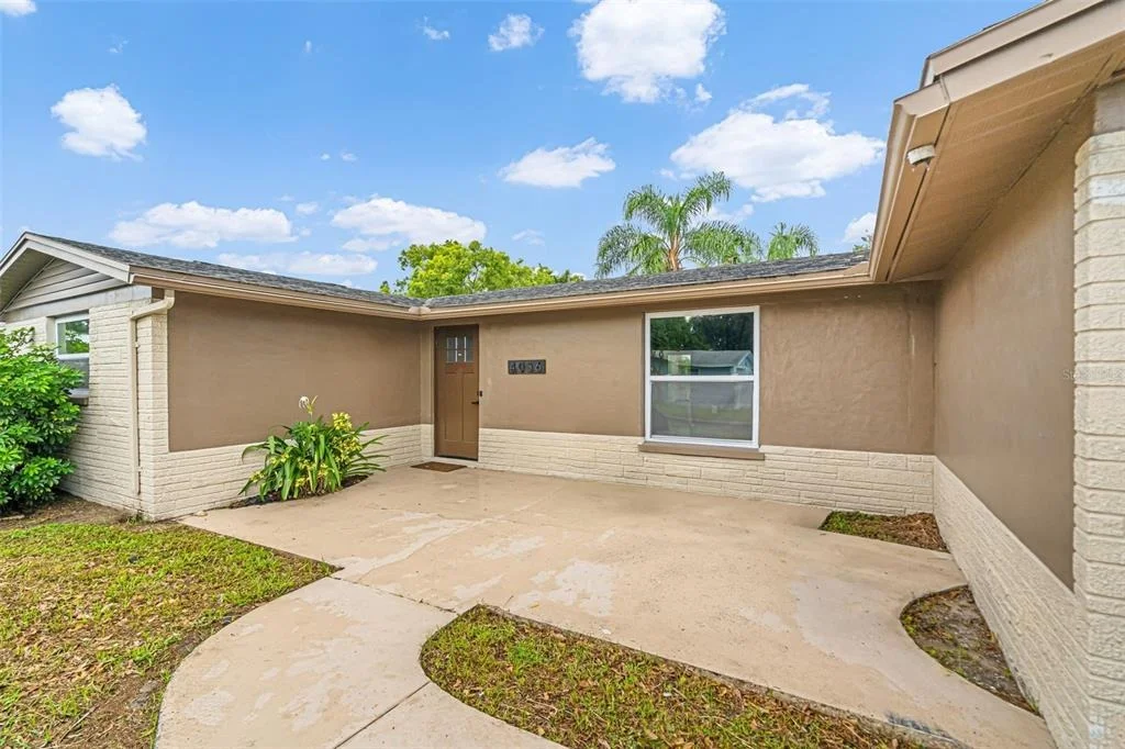 Photo of 4036 SUNRAY DRIVE