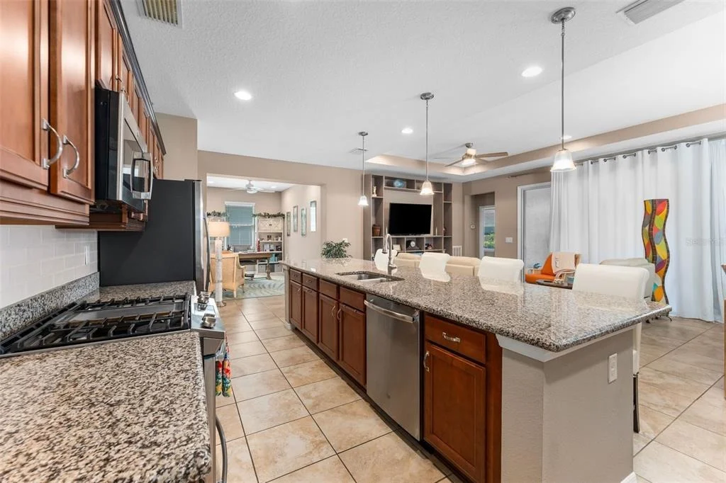 Photo of 5662 NW 40TH PL