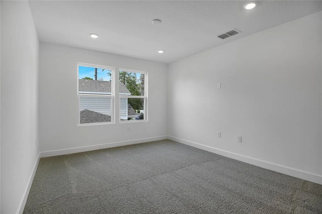 Photo of 1051 CLOUD RIDGE COURT